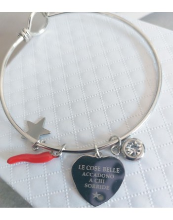 Bracciale rigido con frase : le cose belle accadono a chi sorride