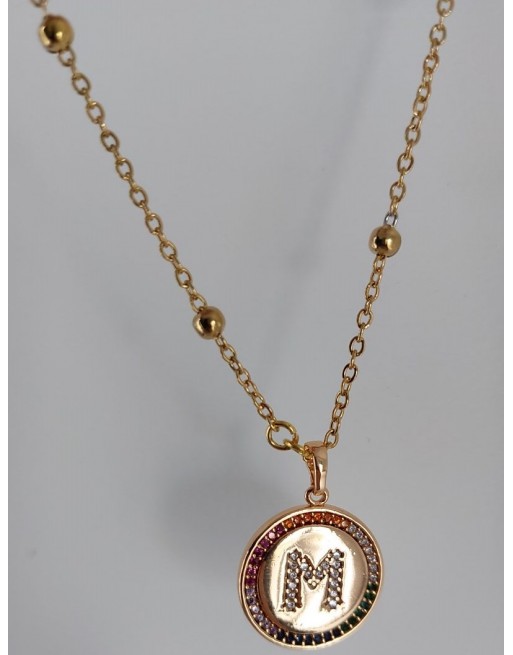 Collana  con lettera zirconata multicolore
