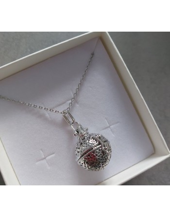 Collana chiamangeli o collana maternita\'