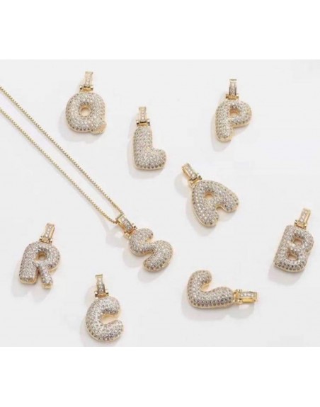 Collana con lettera zirconata