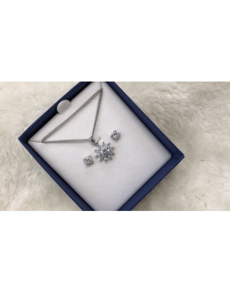 Collana con orecchini con ciondolo neve