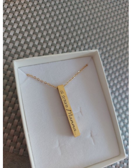 Collana cuboide con incisione