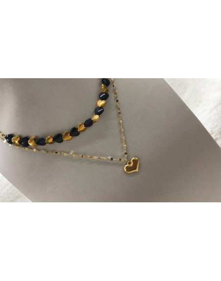 Collana doppio filo con un unico aggancio  pietre dure nere e ciondolo cuore