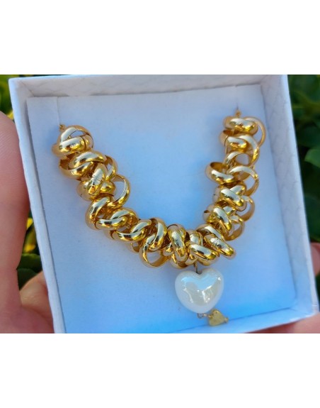 Collana frealizzata a mano con nodini e ciondolo cuore