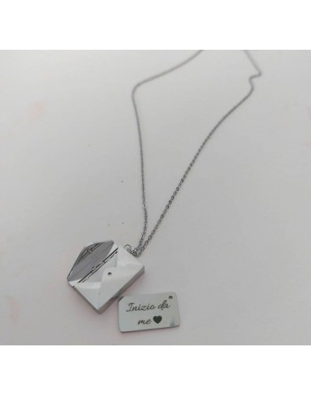 Collana lettera con bustina  ed incisione