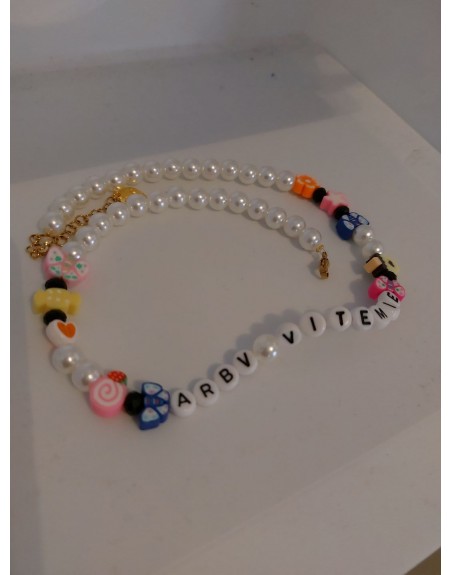 Collana perle  ed inserti colorati