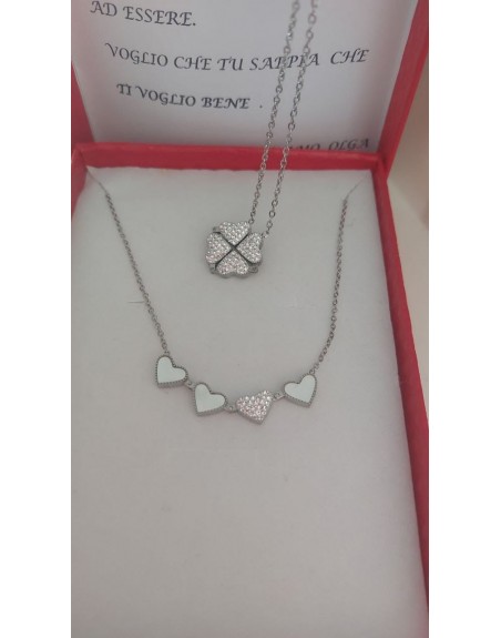 Collana quadrifoglio con ciondolo apribile