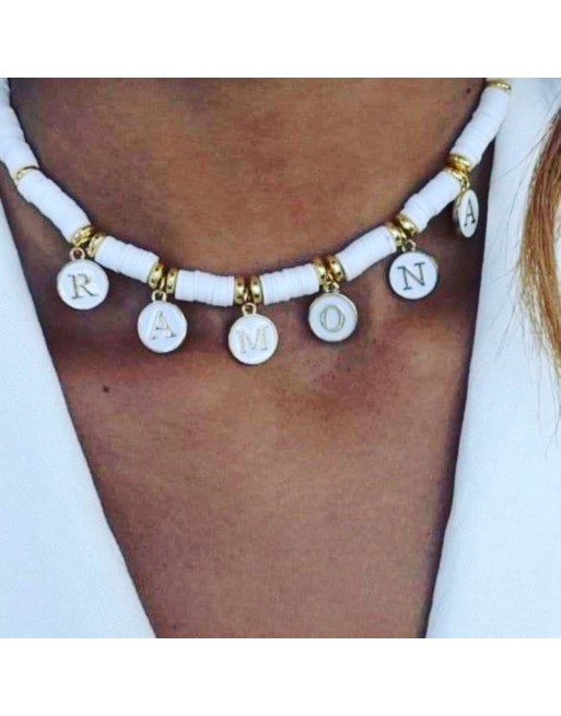 Collana realizzata a mano con gommini bianco e nome
