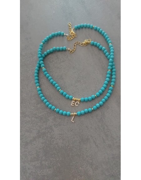 Collana turchese con lettere strass