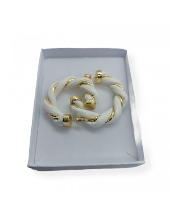 Orecchino cerchio colore bianco e oro