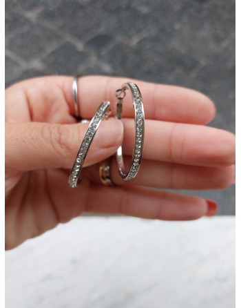 Orecchino cerchio diametro 5 cm con brillantini