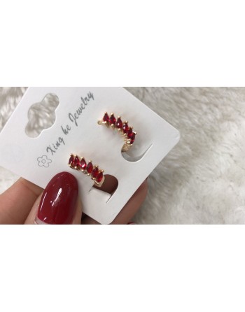 Orecchino lobo con strass rosso