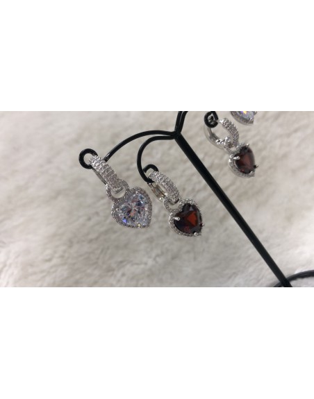 Orecchino pendente con cuore zirconato