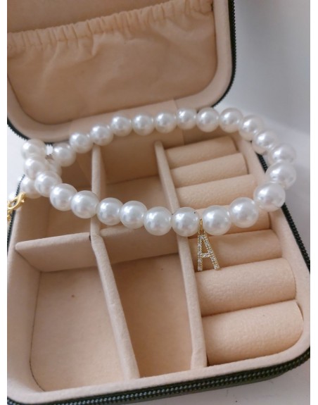 Collana perle 8 mm con lettera strass