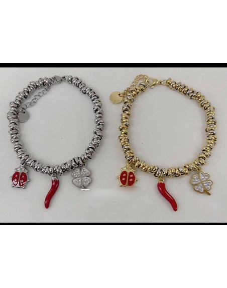 Bracciale con ciondoli