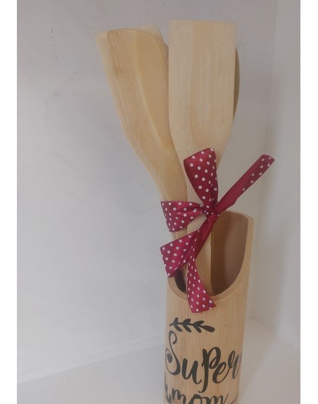 Set composto da 4 mestoli in legno naturale +base legno personalizzata