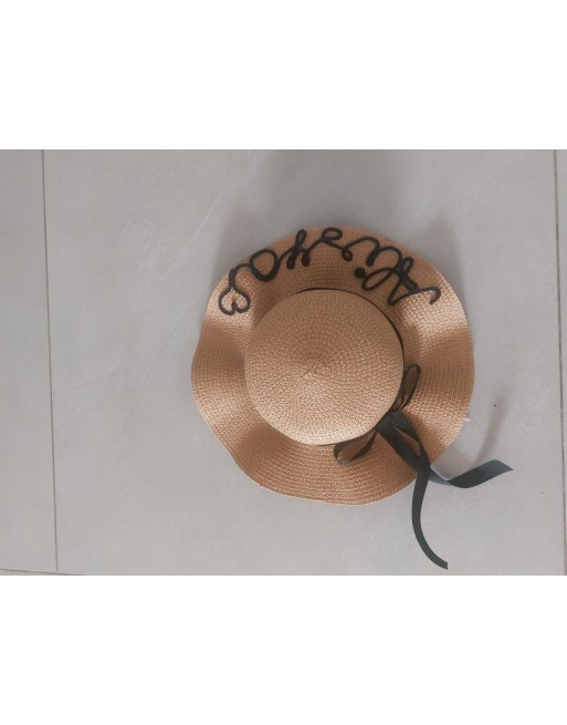 Cappello bimba color corda con nome in cordoncino