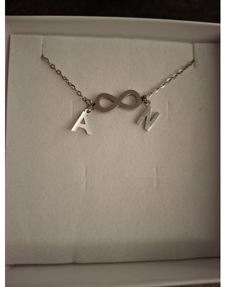 Collana infinito con lettere