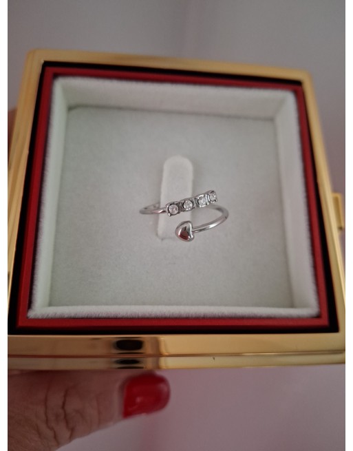 Scatola con rosa ed anello regolabile 3 punti luce e cuore