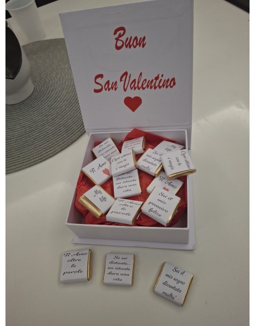 scatola con 15 cioccolatini personalizzati