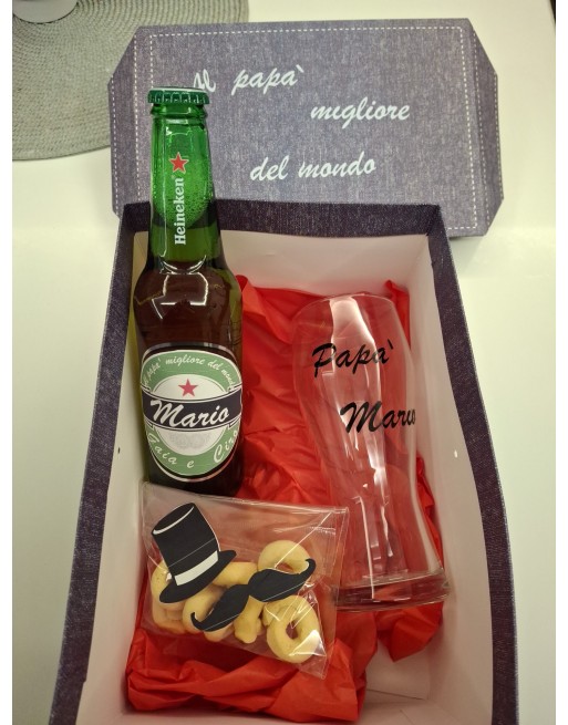 Scatola box con birra , taralli , boccale tutto personalizzato