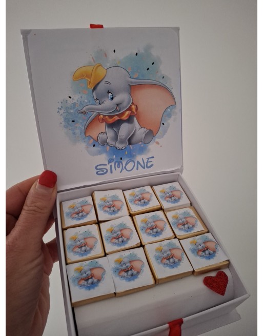 Scatola con 25 cioccolatini personalizzata per eventi