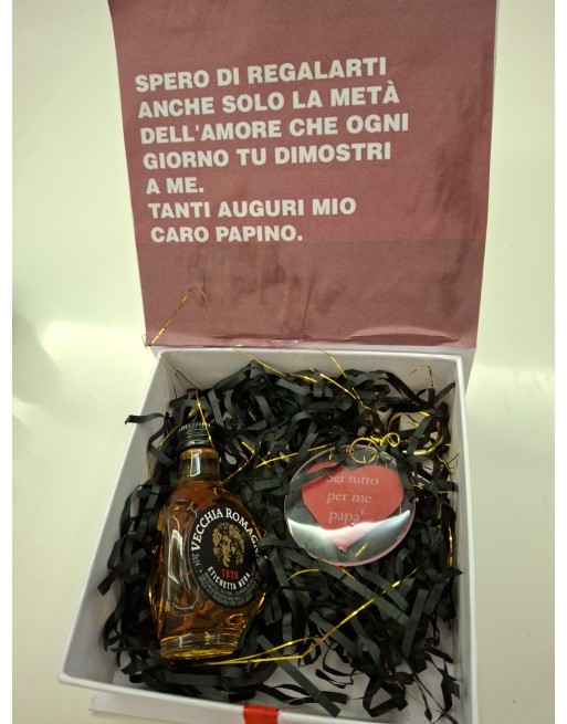 Box scatola con frase personalizzata e mini liquore vecchia romagna e portachiavi con frase