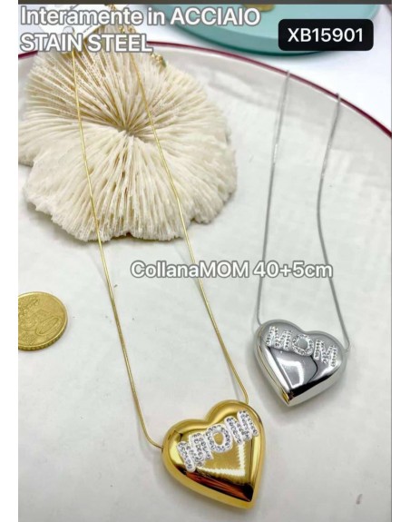Collana con cuore e scritta mom