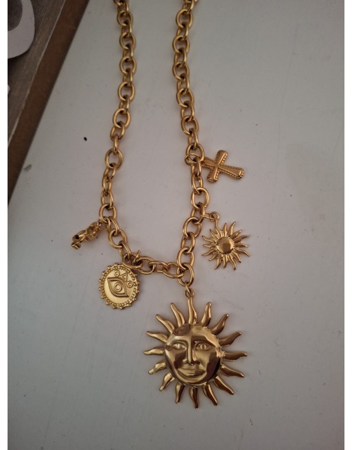 Collana sole con ciondoli