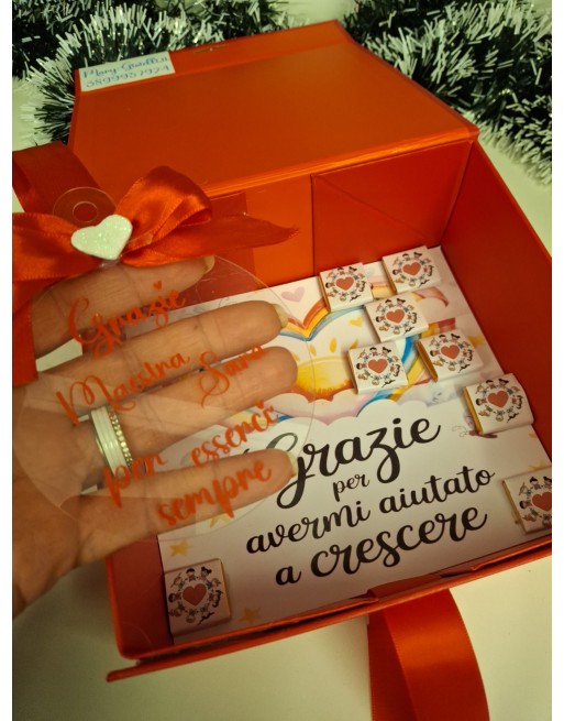 Box maestre con sfera con frase e cioccolatini