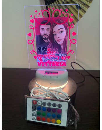 Lampada plex personalizzata con foto e base led luce bianca